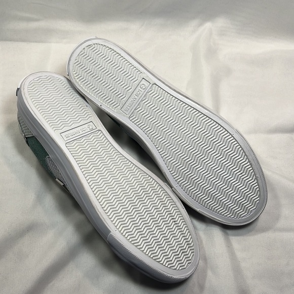 NWOT GBG Los Angeles Iridescent Mermaid Inspired Sneakers - Picture 8 of 11